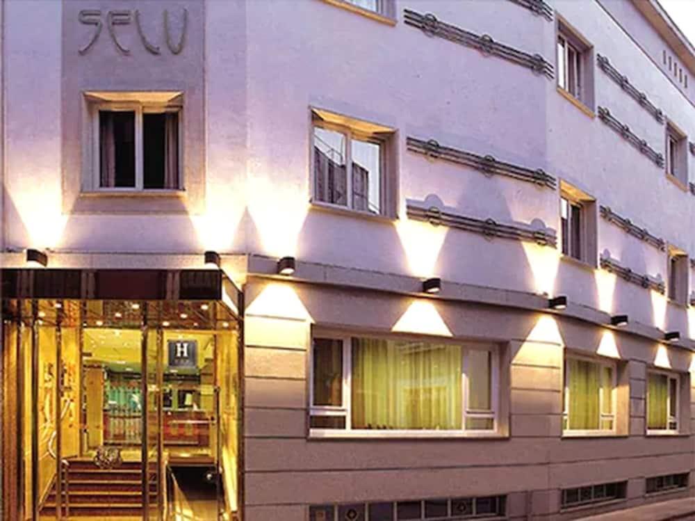 Selu Hotel 3*